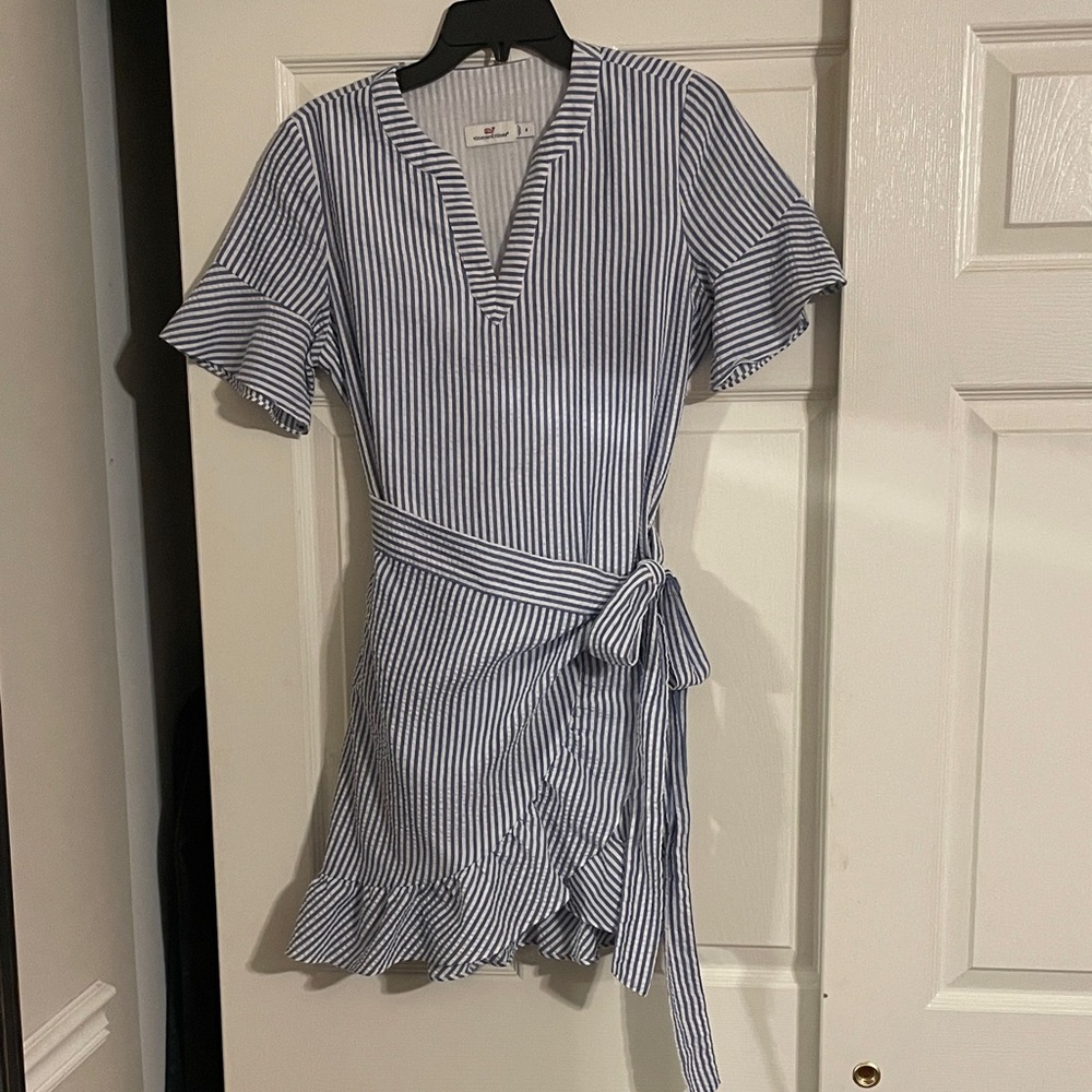 Vineyard Vines Blue and White Striped seersucker wrap dress